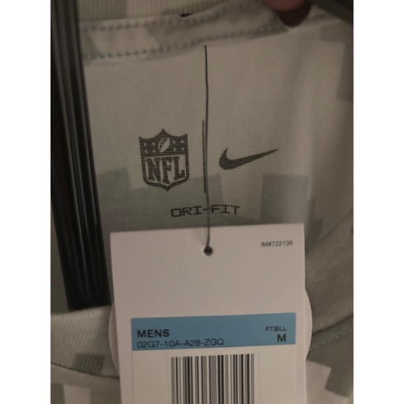 NWT NikeSalute to Service On‑Field Cleveland Browns Tee  Cam Check Pattern SZ M - Picture 4 of 9